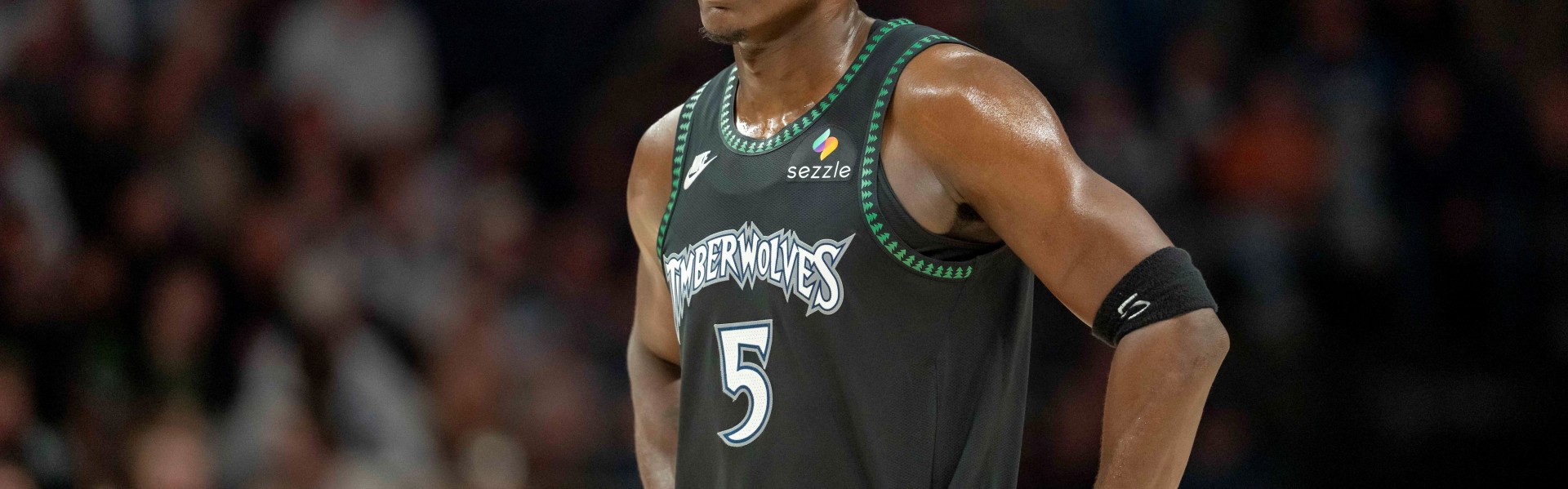 世界杯app下载-森林狼客战独行侠 连续缺席6场的爱德华兹复出&amp;有出场时间限制